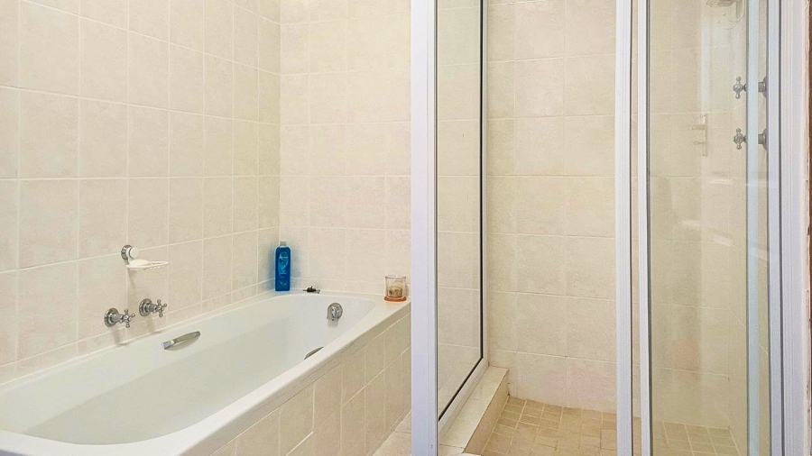 3 Bedroom Property for Sale in Grootbrakhoogte Western Cape